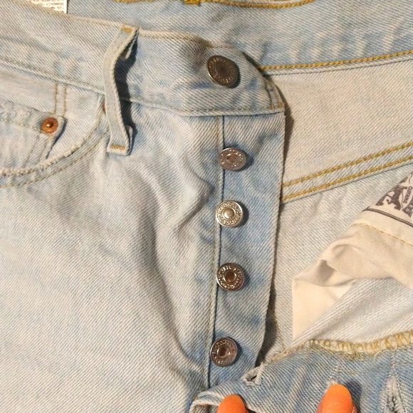 ❤️Levis shorts - Picture 6 of 7